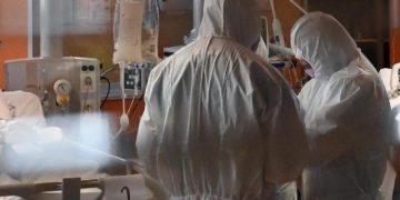 Covid Italia, Inail: a gennaio 2022 boom di contagi sul lavoro