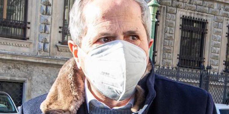 Covid, Crisanti e la villa del ‘600: “Non ho preso una lira da pandemia”