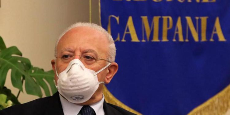 Covid oggi Campania, De Luca: “Si torna in zona bianca