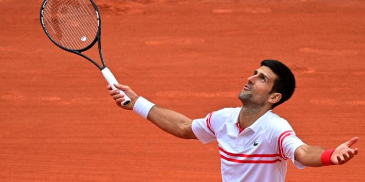 Djokovic senza vaccino a Roma? Cosa dicono Galli, Bassetti, Gismondo