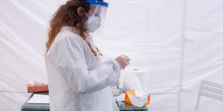 Covid oggi Puglia, 6.154 contagi e 22 morti: bollettino 15 febbraio