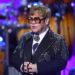 Elton John, paura in volo: guasto all’aereo