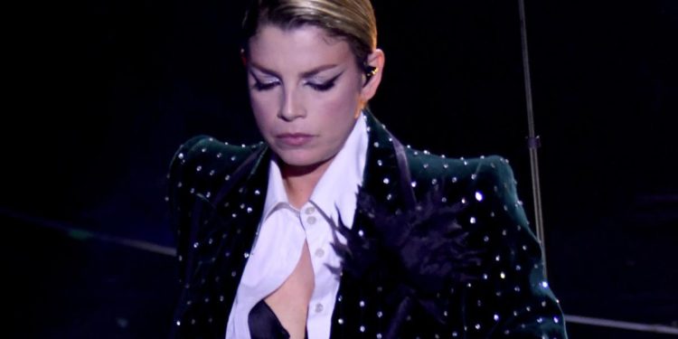 Sanremo 2022, quarta serata: Emma in vetta con 95mila tweet