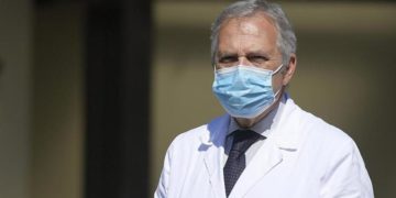Covid oggi Italia, Vaia: “La strada è il vaccino universale”