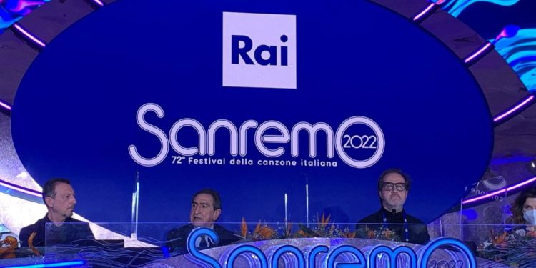 Sanremo 2022, Fuortes: “Statua equestre di Amadeus al posto di cavallo Rai”