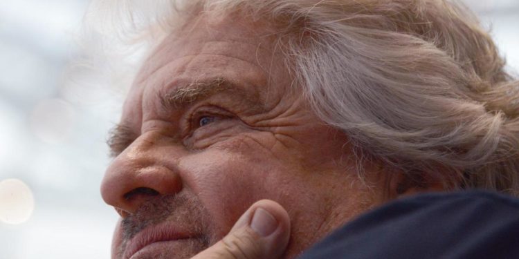M5S, né Conte né Crimi: ‘palla’ ora passa a Grillo