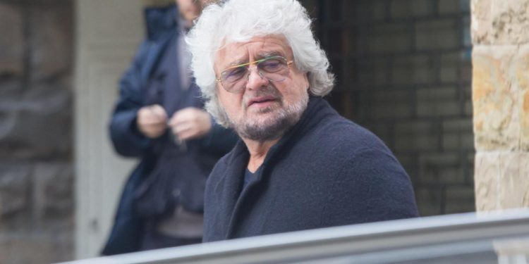 M5S, Grillo: “Situazione complicata, sentenze si rispettano”