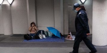 Covid oggi Hong Kong, record di 7.500 contagi