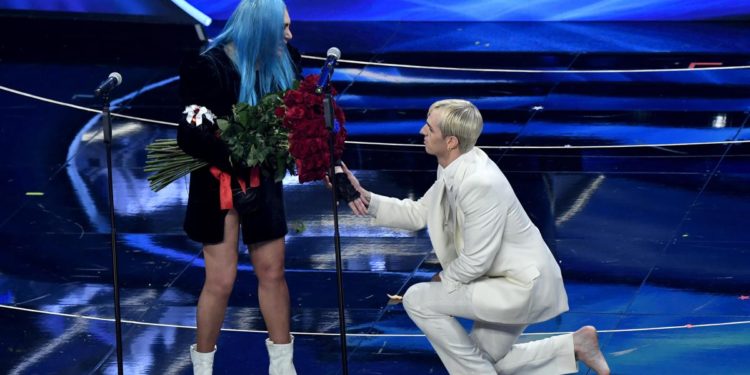 Sanremo 2022, quarta serata: picchi ascolto per Achille Lauro e Jovanotti