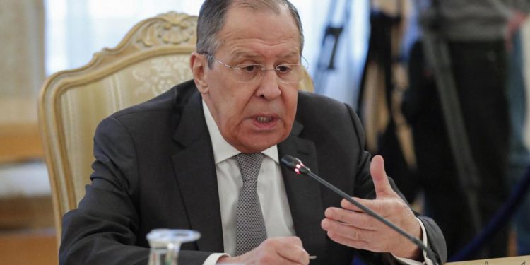 Ucraina-Russia, Lavrov: “Oggi risposta pubblica agli Usa”