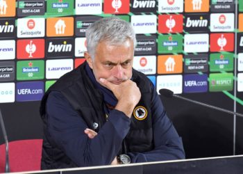 Mourinho: “Var? Calcio ora è un altro sport, Roma piccolina per il potere”