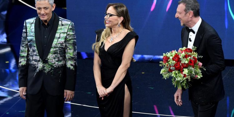 Sanremo 2022, da Nilla Pizzi al grafene di Fiorello: 70 anni di polemiche