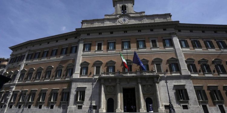 Pera rilancia Assemblea costituente, da Fi sì di Baldelli