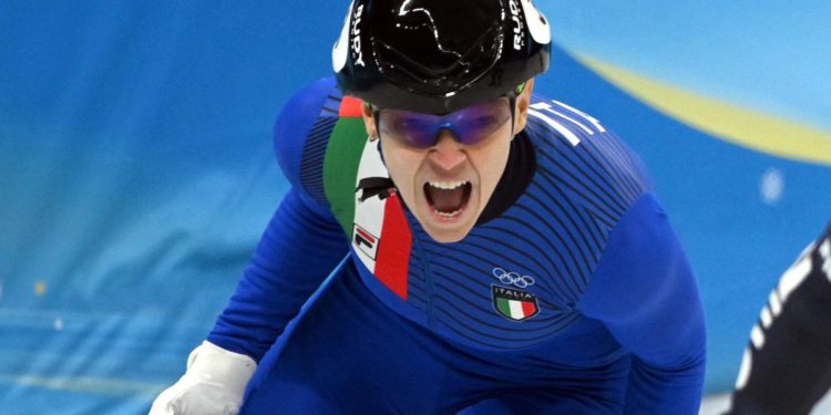 Pechino 2022, Fontana oro nei 500 metri short track