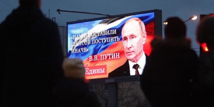 Ucraina-Russia, sanzioni Usa e Ue contro Putin