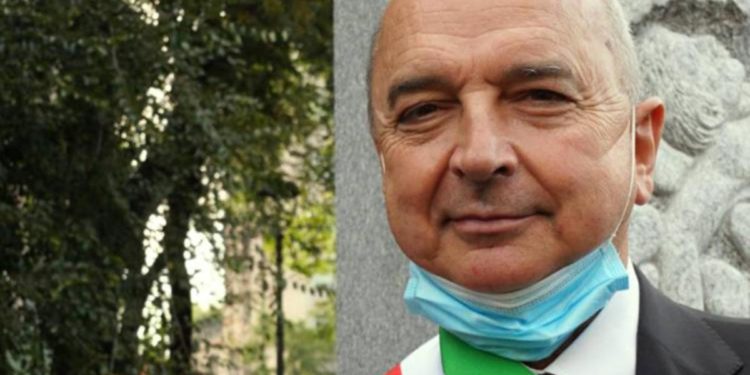 No vax, sindaco Trieste: “Chiedo leggi speciali come per le Brigate Rosse”