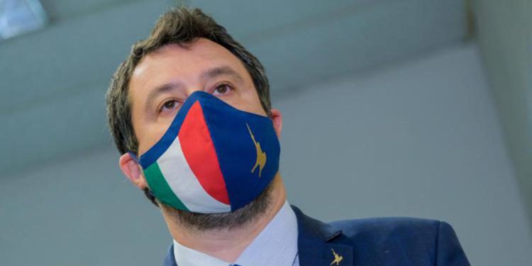 Open, Salvini: “Non combatterò mai Renzi a colpi di magistratura”