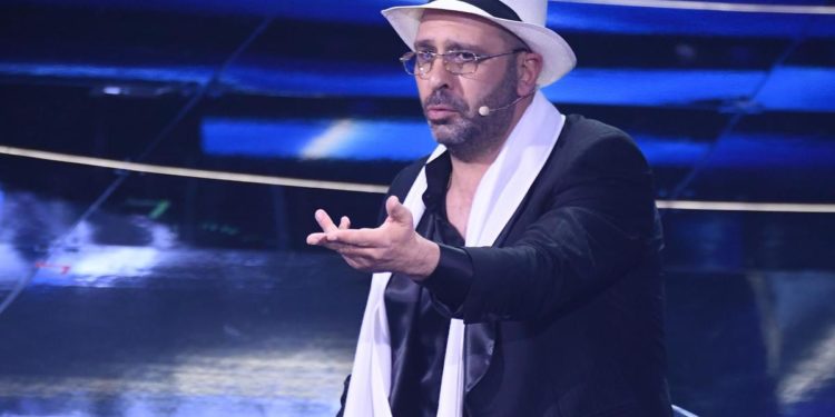 Sanremo 2022 e Zalone virologo, Bassetti: “Fantastico, ha colto nel segno”