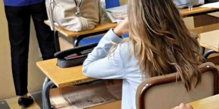 Scuola e covid, Cts: “Ok autosorveglianza per guariti e vaccinati”