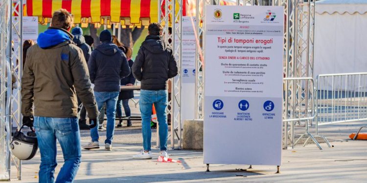 Covid oggi Italia, bollettino Protezione Civile e contagi regioni 24 febbraio