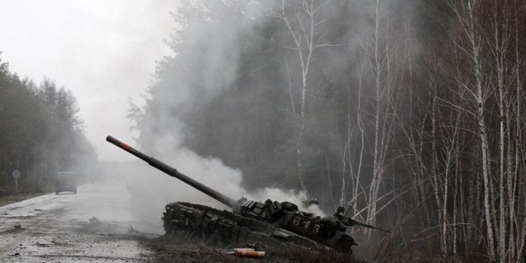 Guerra Ucraina, Kiev: Russia ha perso 4.300 soldati e 146 carri armati