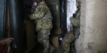 Ucraina-Russia, Mosca: “Aperti a diplomazia”. Kiev: “Cancelli riconoscimento”