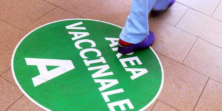 Quarta dose, Abrignani: “Con questi vaccini non serve”