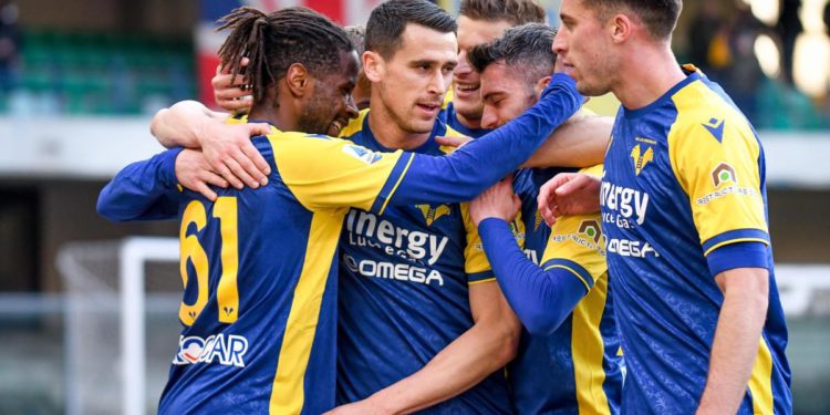 Verona-Udinese 4-0, gialloblu calano poker