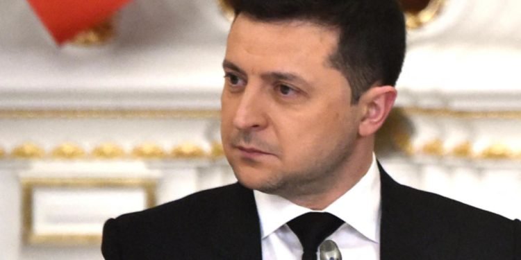 Ucraina, Zelensky: “Confermiamo aspirazione a entrare nella Nato”
