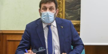Lega, senatore De Vecchis passa a Italexit