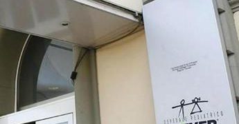 Lucca, cane azzanna al volto bimbo di un anno e mezzo