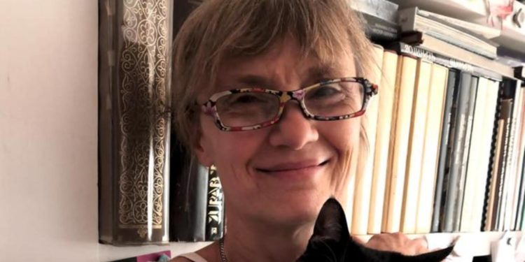 Ucraina, la pittrice Zarvanytska: “L’8 marzo? Non ci serve, le donne sono in prima fila a difendere il paese”