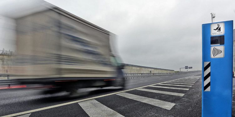 Multa per eccesso di velocità, come impugnare il verbale