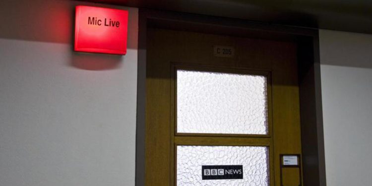 Guerra Ucraina-Russia, Mosca oscura Bbc: “Fake news”