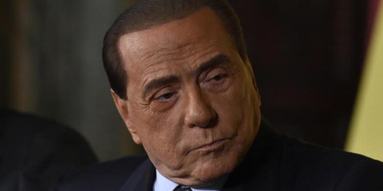Ucraina, Berlusconi: “Con sanzioni consegniamo Russia a Cina”