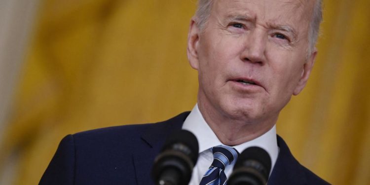 Guerra Ucraina, Biden: “Ci assicureremo disponga armi per difendersi da Russia”