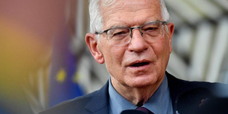 Guerra Ucraina-Russia, Borrell: “Arrivati 1 mln rifugiati in Ue, altri verranno”