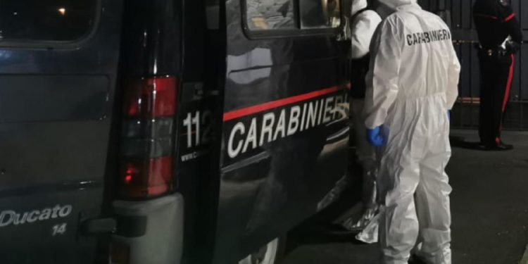 Brescia, trovato cadavere sezionato e nascosto in sacchi di plastica nera