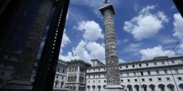 Covid e riaperture: incontro su roadmap tra Draghi, Speranza e Cts