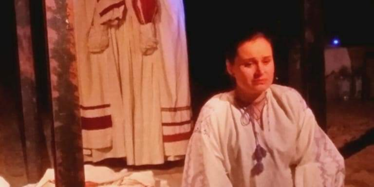 Ucraina, i missili russi non fermano il teatro: ad Ivano-Frankivsk si va in scena nel sotterraneo