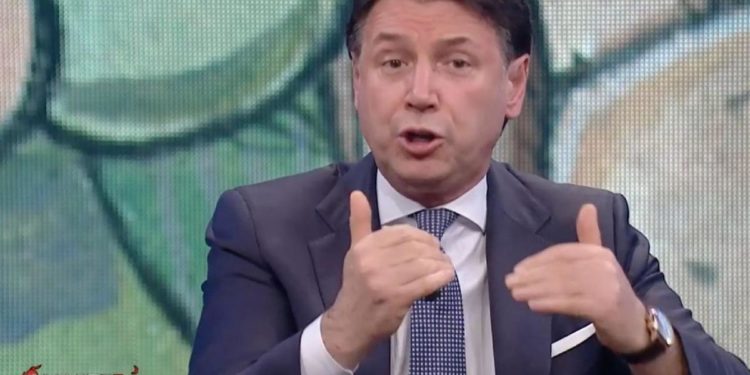 Spese militari, Conte: “Crisi governo? M5S lo sostiene e voterà dl”