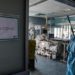 Covid, Ecdc: “Continuerà a premere su sanità. Pandemia? Non è finita”