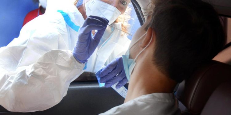 Covid oggi Abruzzo, 1.017 contagi e 11 morti: bollettino 4 marzo