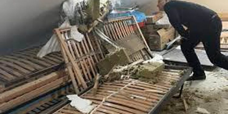 Guerra Ucraina, bomba colpisce Curia Kharkiv. Il parroco: “Un inferno”