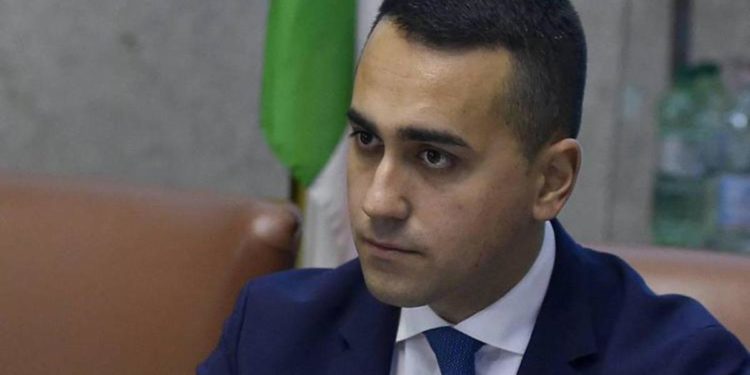 Ucraina, Di Maio: “Se Ue compatta l’Italia non sarà in guerra”