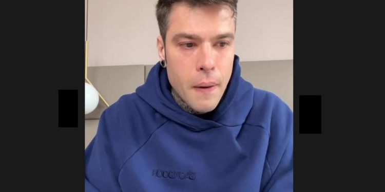 Fedez e la malattia, l’annuncio su Instagram: “Ho un problema di salute”