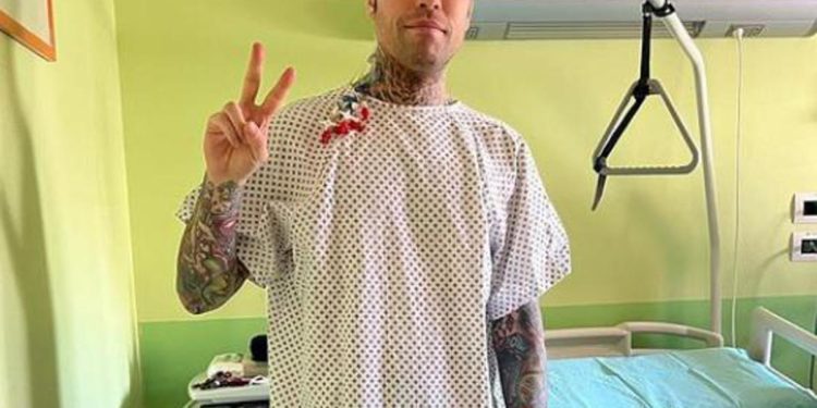 Fedez su Instagram: “Operato per un raro tumore al pancreas”