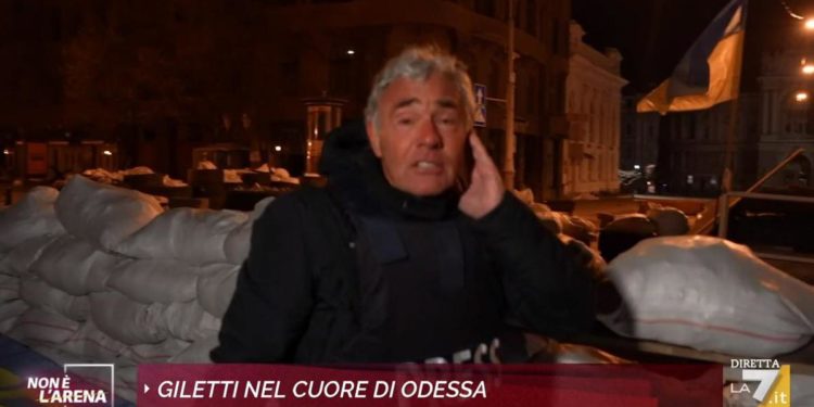 Giletti, paura in diretta da Odessa: “Attacco in corso”