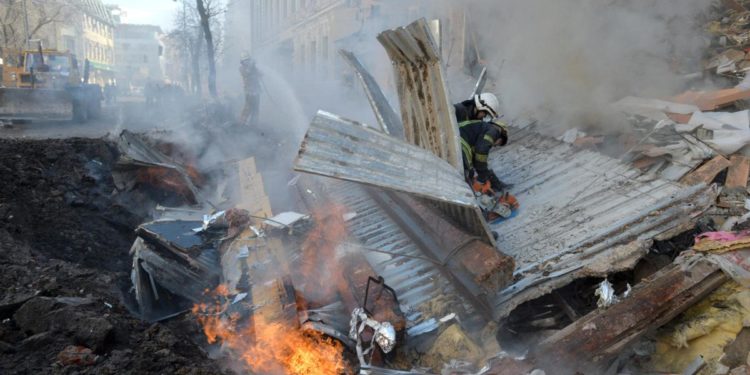 Guerra Ucraina-Russia, ferito giornalista Gb: è in terapia intensiva