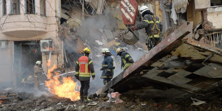 Guerra Ucraina-Russia, forti esplosioni nel centro di Kiev